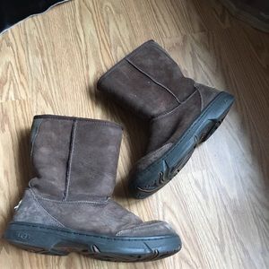 ugg boots size 9